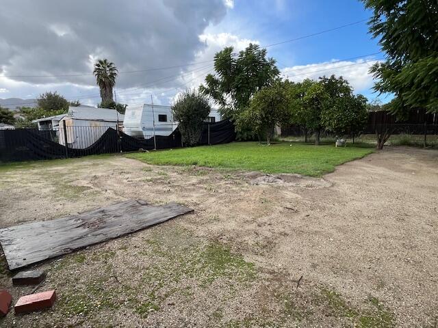 521 Temescal Street Piru, CA 93040 - Photo 15 of 16 a front view of a house with garden