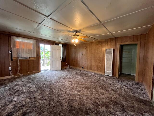 521 Temescal Street Piru, CA 93040 - Photo 7 of 16 a view of an empty room with a window