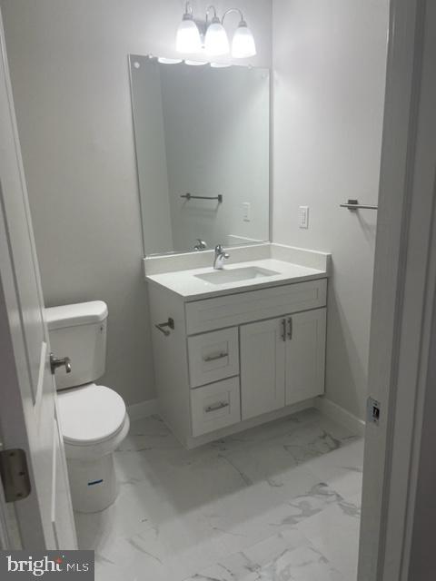 18518 Old Triangle Road Triangle, VA 22172 - Photo 45 of 45 Half Bath
