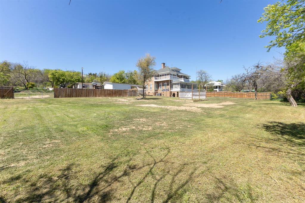 1115 Austin Street Coleman, TX 76834 - Photo 37 of 40 a view of an ocean view