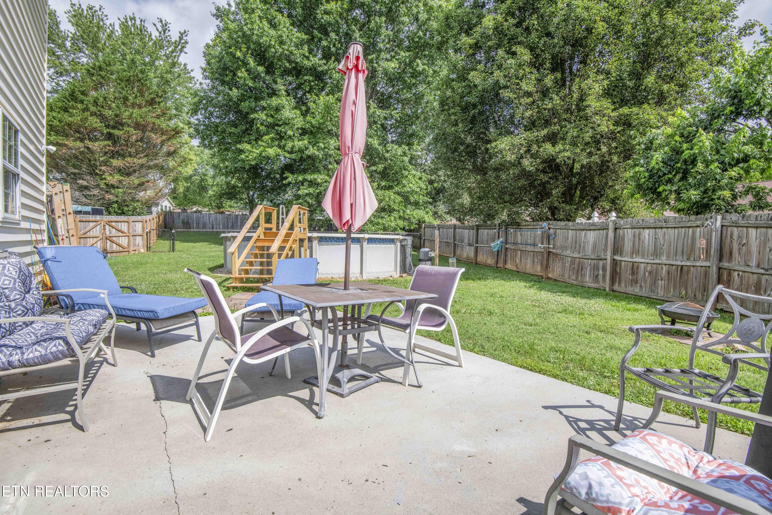 512 Windgate Court Powell, TN 37849 - Photo 32 of 36 Patio 2