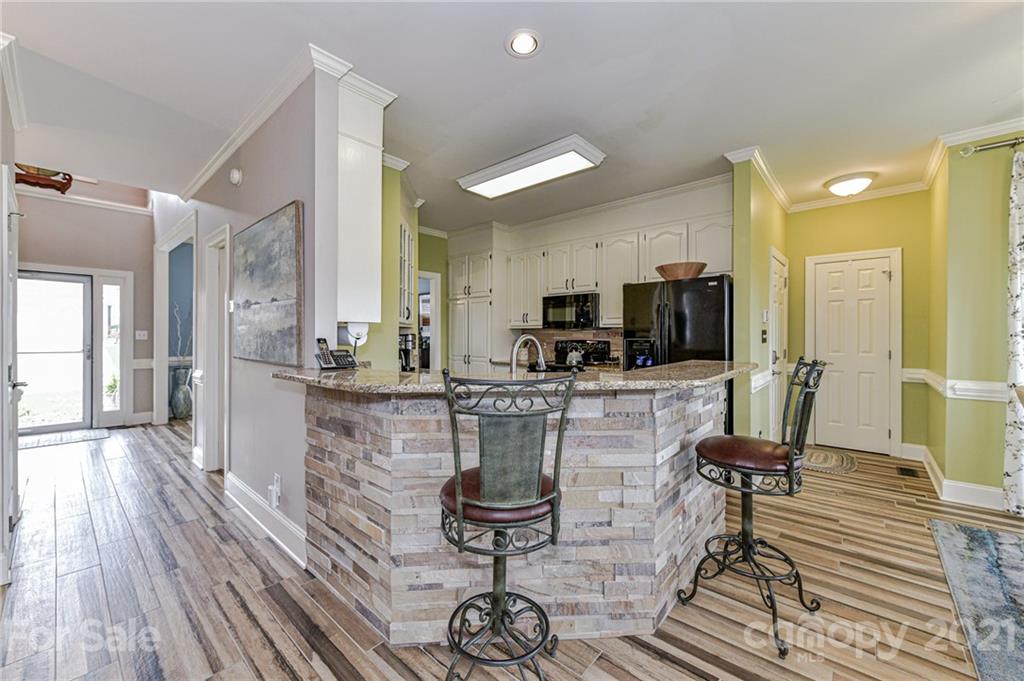 8115 Stevens Mill Road Matthews, NC 28104 - Photo 16 of 44 Gallery Image 16