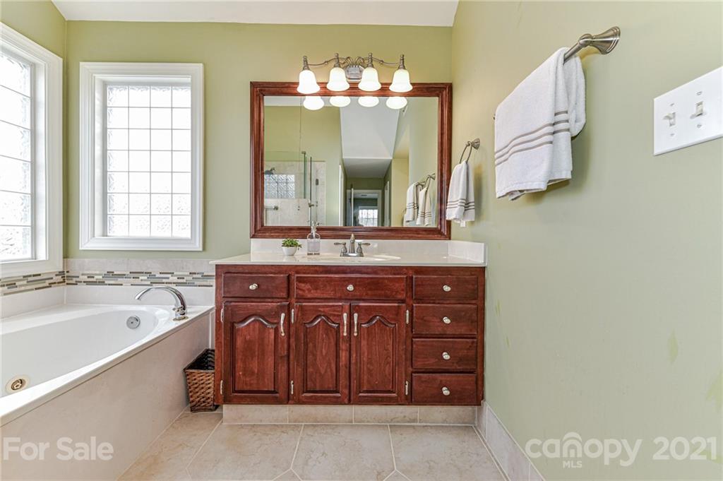 8115 Stevens Mill Road Matthews, NC 28104 - Photo 28 of 44 Gallery Image 28