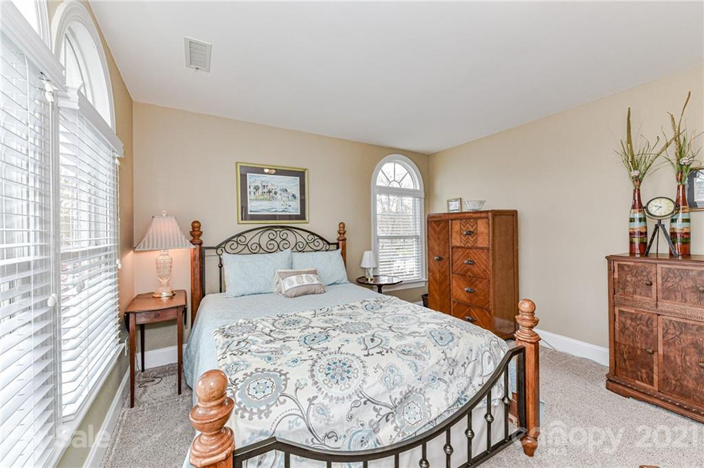 8115 Stevens Mill Road Matthews, NC 28104 - Photo 34 of 44 Gallery Image 34