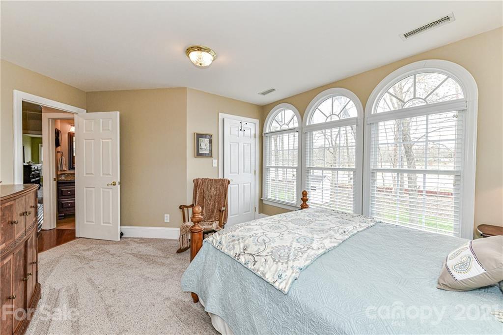 8115 Stevens Mill Road Matthews, NC 28104 - Photo 35 of 44 Gallery Image 35