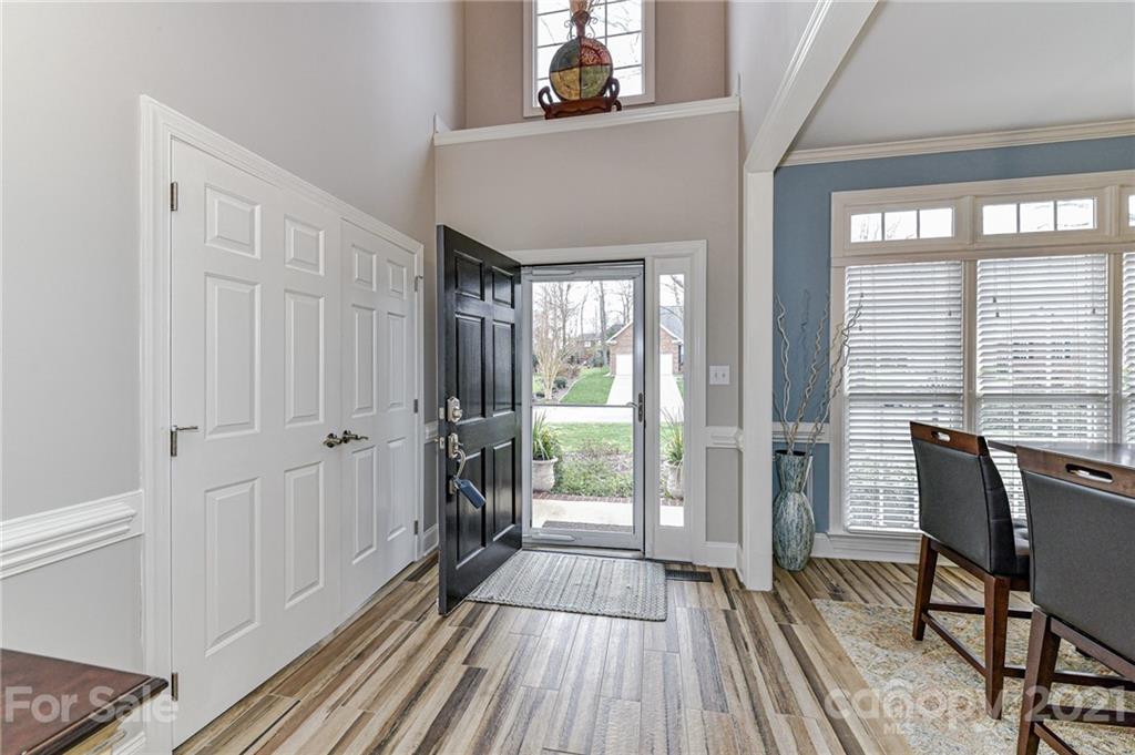 8115 Stevens Mill Road Matthews, NC 28104 - Photo 7 of 44 Gallery Image 7