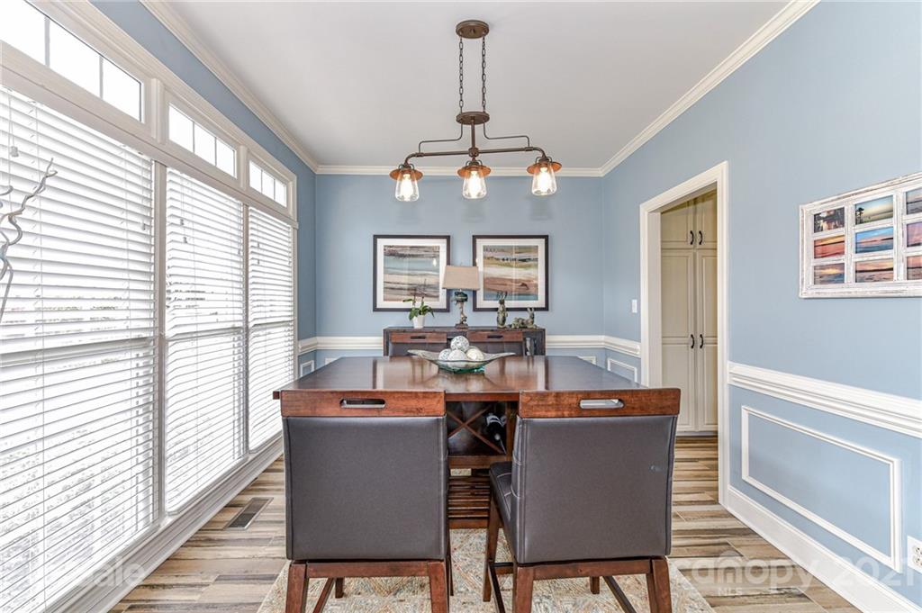 8115 Stevens Mill Road Matthews, NC 28104 - Photo 10 of 44 Gallery Image 10