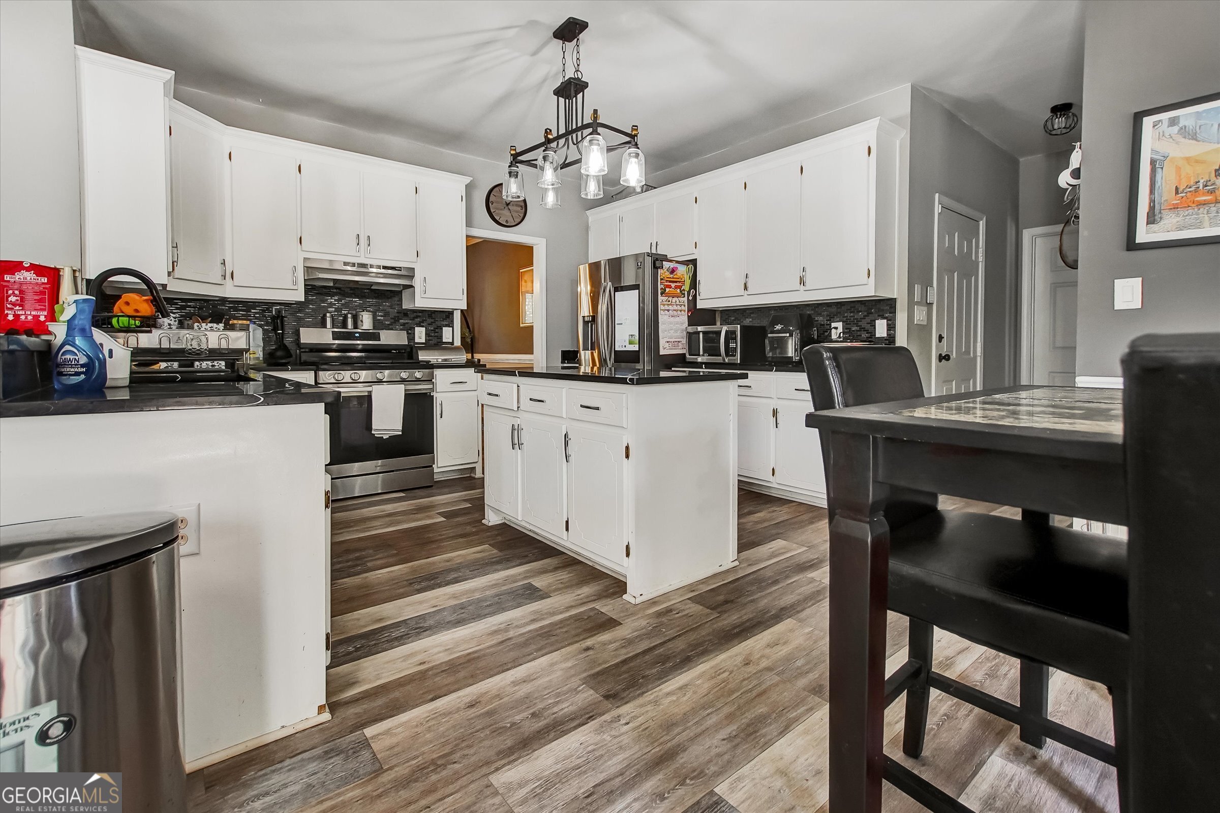 113 Shoreline Way Hampton, GA 30228 - Photo 15 of 46