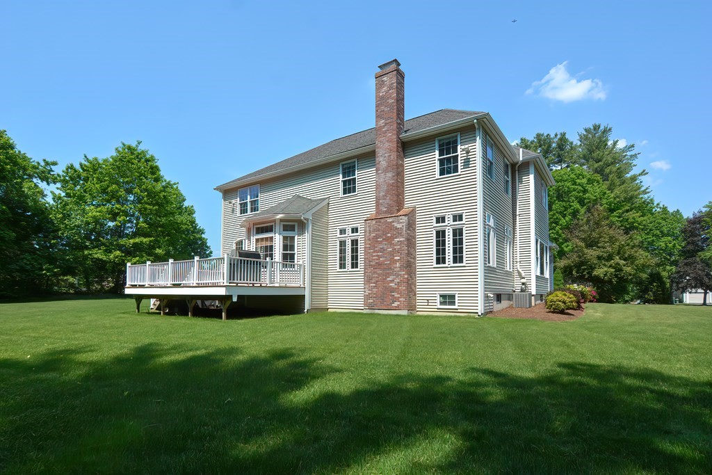 39 Oriole Road Medfield, MA 02052 - Photo 39 of 42 Gallery Image 39