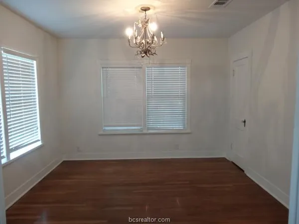 $1,650 | 402 Ayrshire Street, College Station, TX 77840