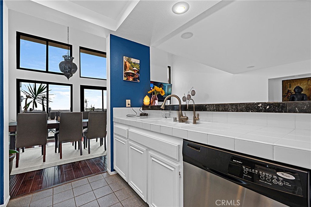 8180 Manitoba Street, Unit 350 Playa del Rey, CA 90293 - Photo 14 of 55