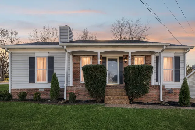 $400,000 | 5301 Village Way, Nashville, TN 37211