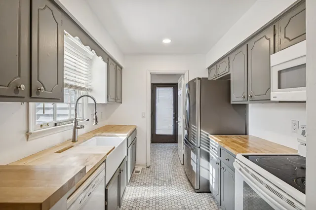 $400,000 | 5301 Village Way, Nashville, TN 37211