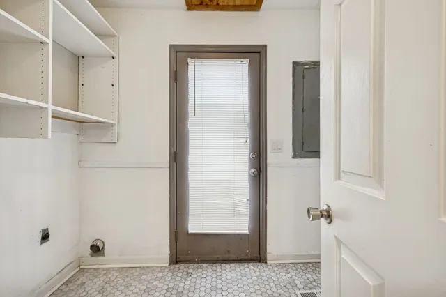 $400,000 | 5301 Village Way, Nashville, TN 37211