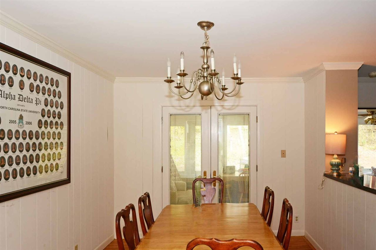 807 Beaver Dam Road Raleigh, NC 27607 - Photo 5 of 25 Photo 5