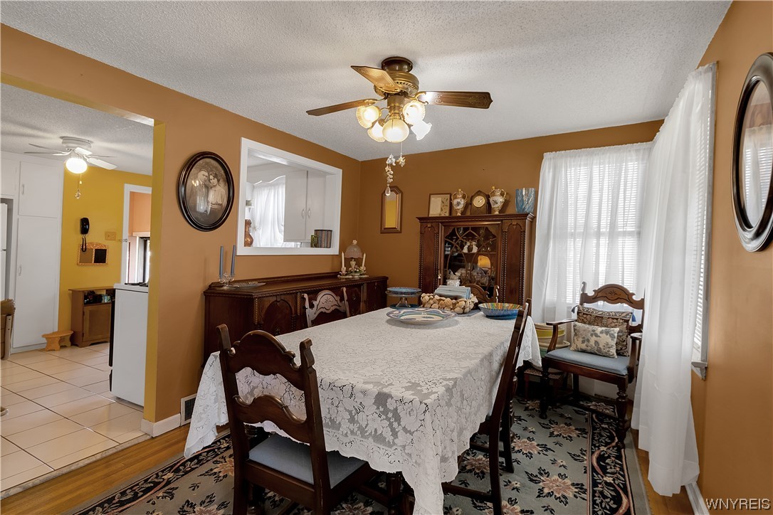 406 Delaware Road Tonawanda Town, NY 14217 - Photo 17 of 42