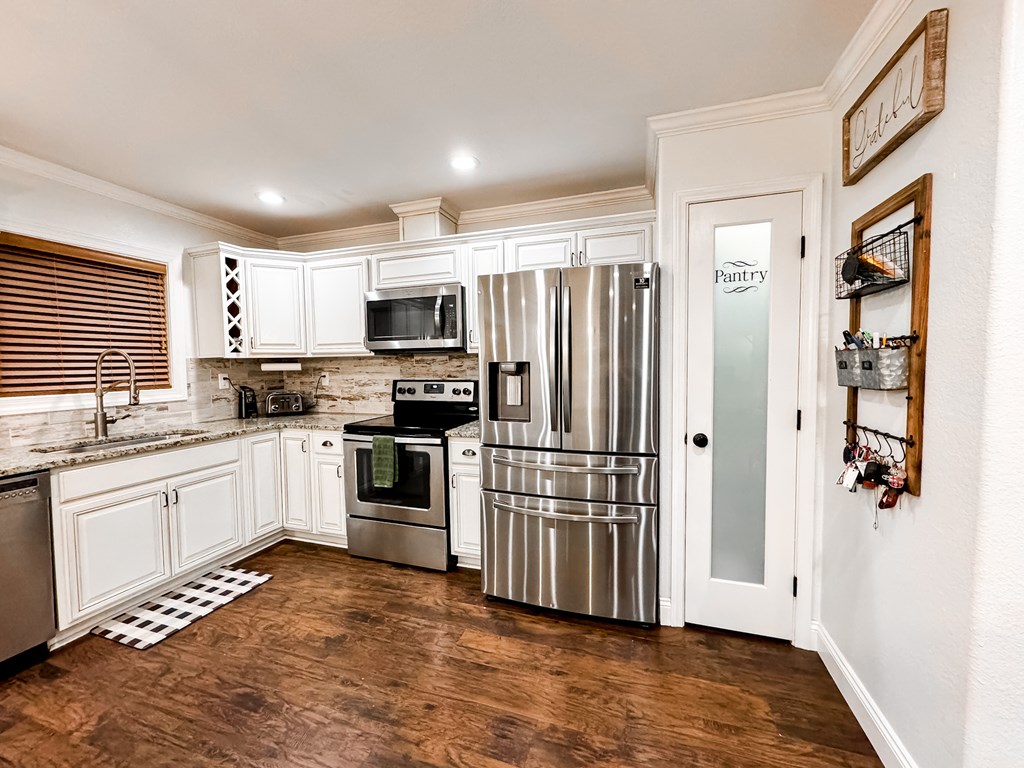 63 Henry Road Columbia, AL 36319 - Photo 2 of 42