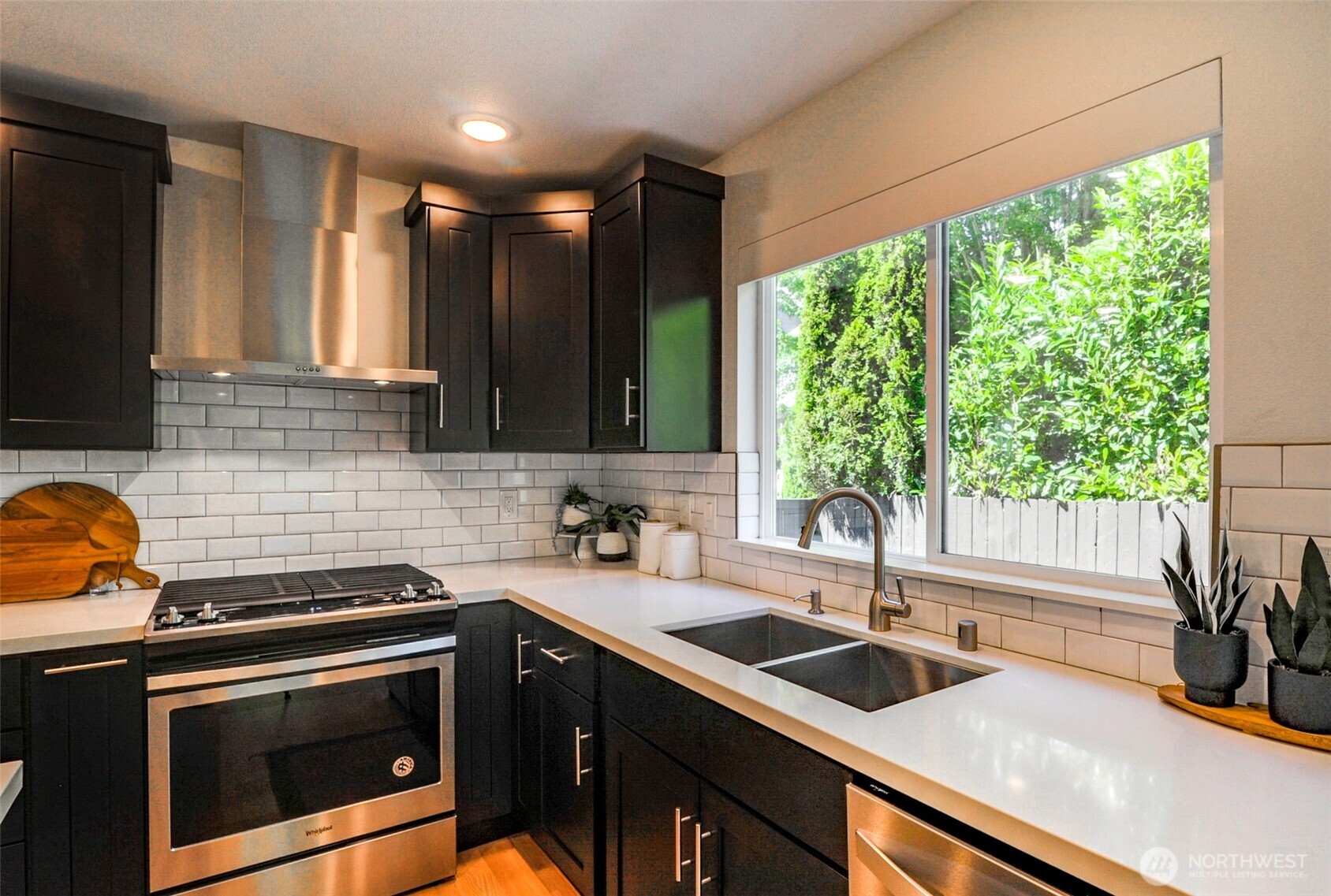 1622 Monroe Avenue Northeast Renton, WA 98056 - Photo 13 of 40