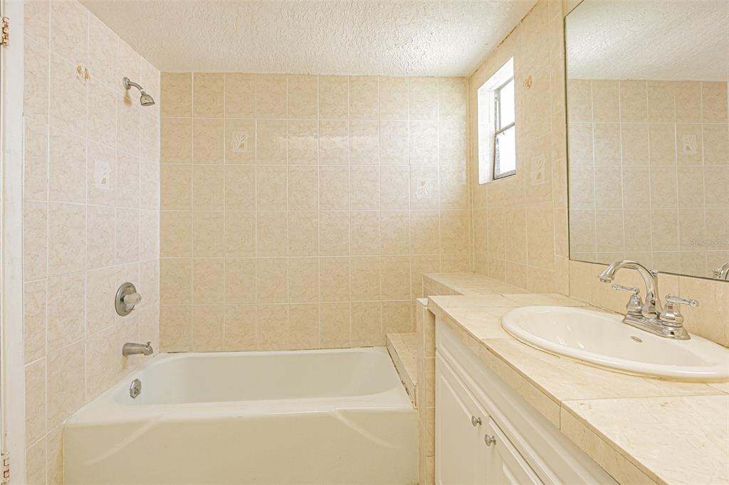 4149 Floramar Terrace New Port Richey, FL 34652 - Photo 16 of 32