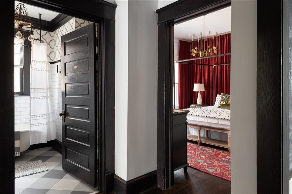 950 Austin Avenue Northeast Atlanta, GA 30307 - Photo 5 of 32 a view of hallway with stairs and furniture