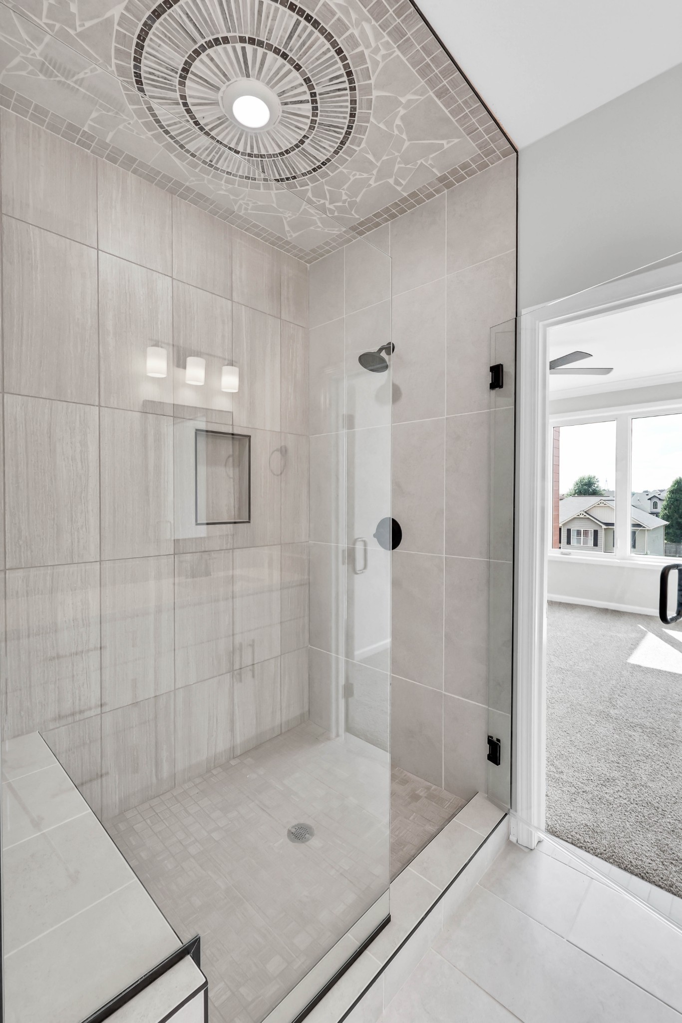 2395 Pea Ridge Road Clarksville, TN 37040 - Photo 23 of 36 a bathroom with a glass shower door and a glass door