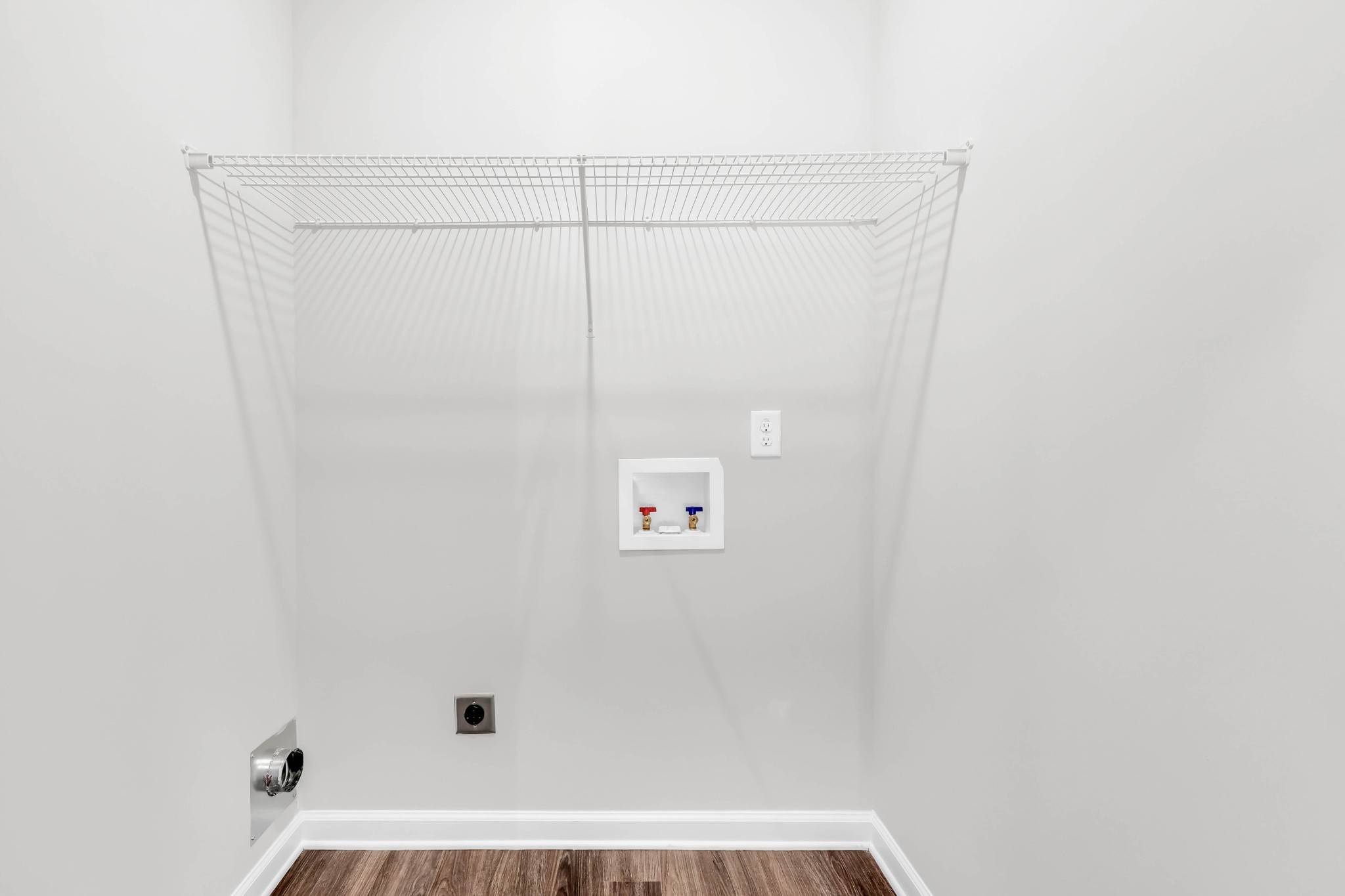 2395 Pea Ridge Road Clarksville, TN 37040 - Photo 34 of 36 a bathroom with a shower