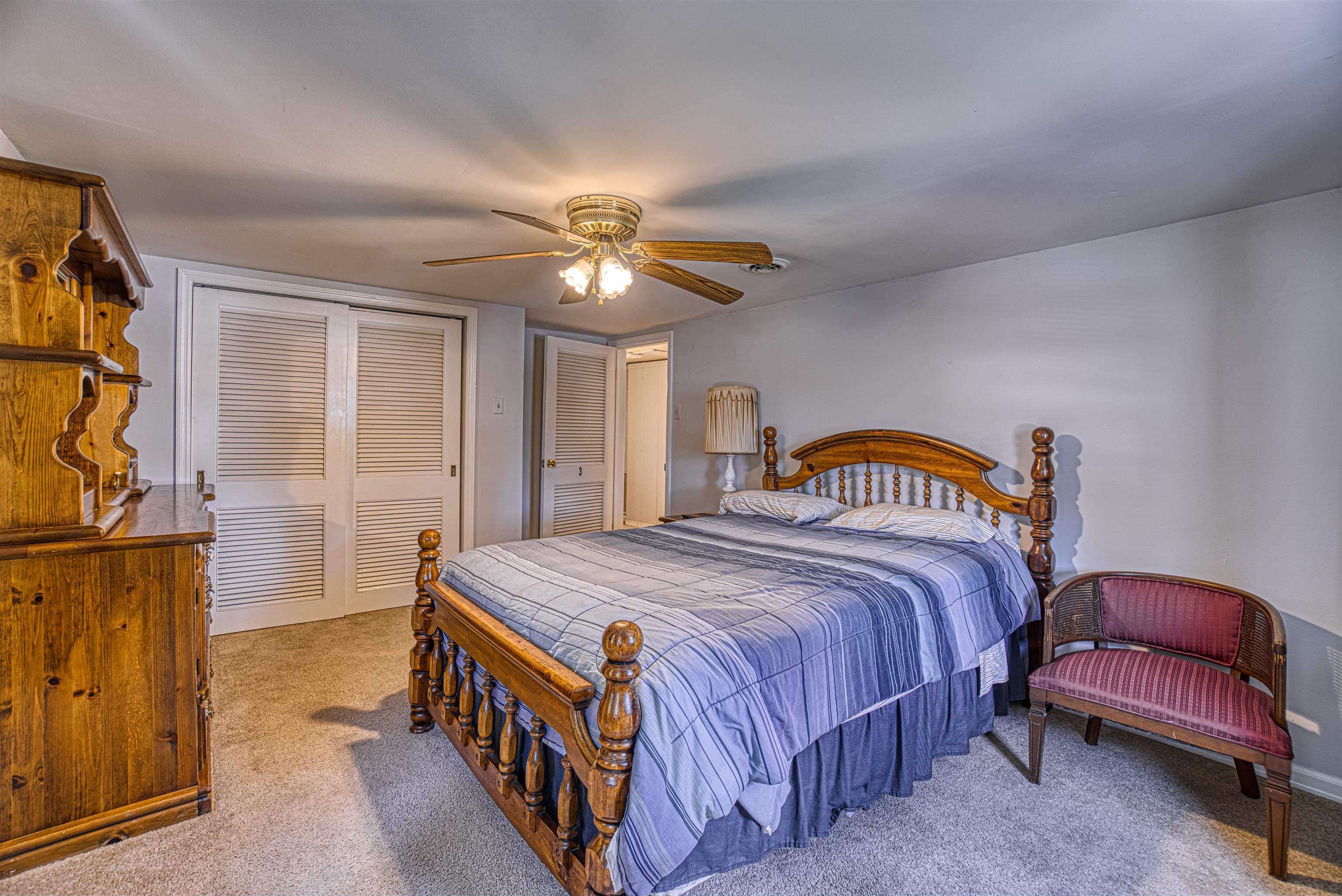 901 Lower New Harmony Road Mount Vernon, IN 47620 - Photo 11 of 36