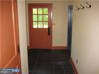 1 Fieldstone Circle Cream Ridge, NJ 08514 - Photo 7 of 12 Mud Room