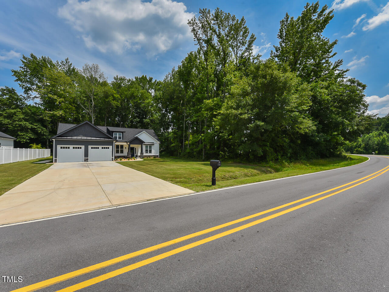710 Country Road Middlesex, NC 27557 - Photo 3 of 30 Exterior - front - street - OK
