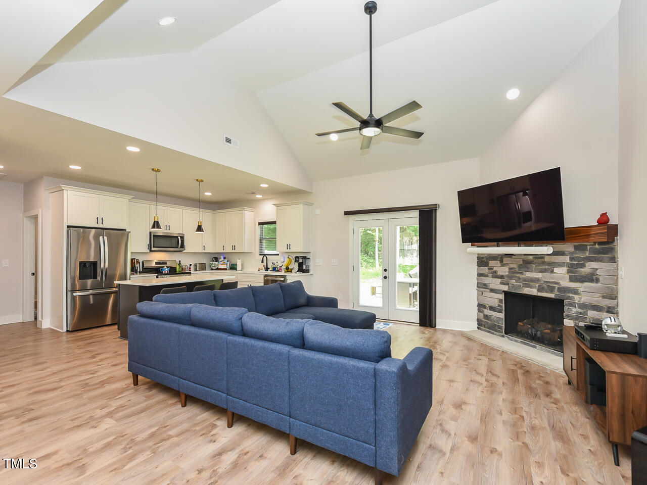 710 Country Road Middlesex, NC 27557 - Photo 8 of 30 Interior - LR2 - OK