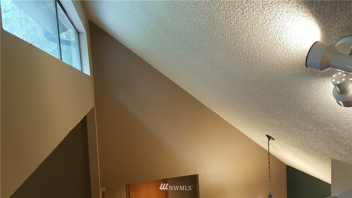 11502 Southeast 173rd Street, Unit 38 Renton, WA 98058 - Photo 11 of 25 Gallery Image 11