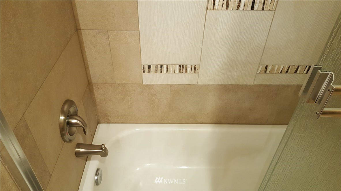 11502 Southeast 173rd Street, Unit 38 Renton, WA 98058 - Photo 17 of 25 Gallery Image 17