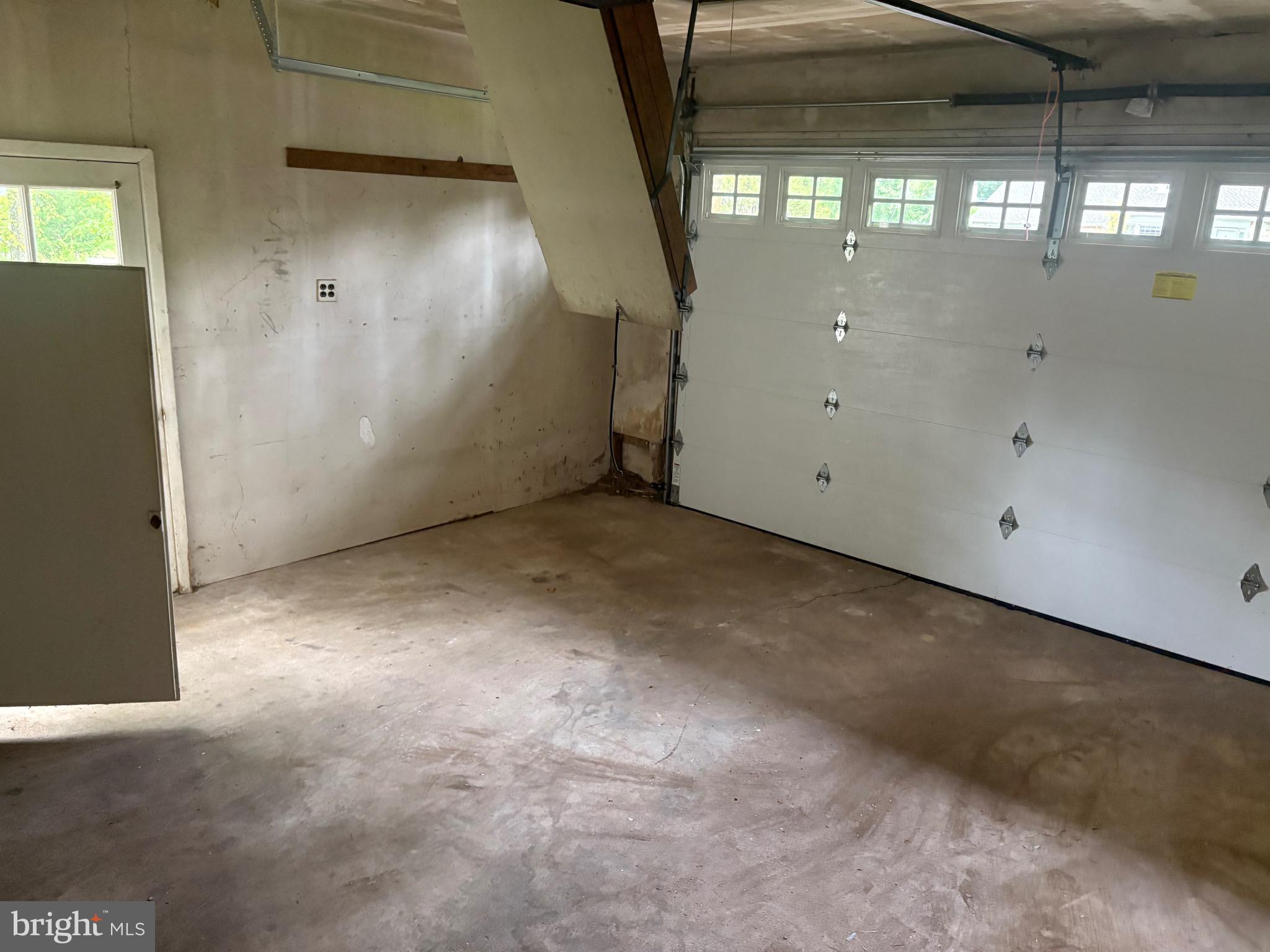 1041 Kipling Road Jenkintown, PA 19046 - Photo 6 of 23 a view of empty room