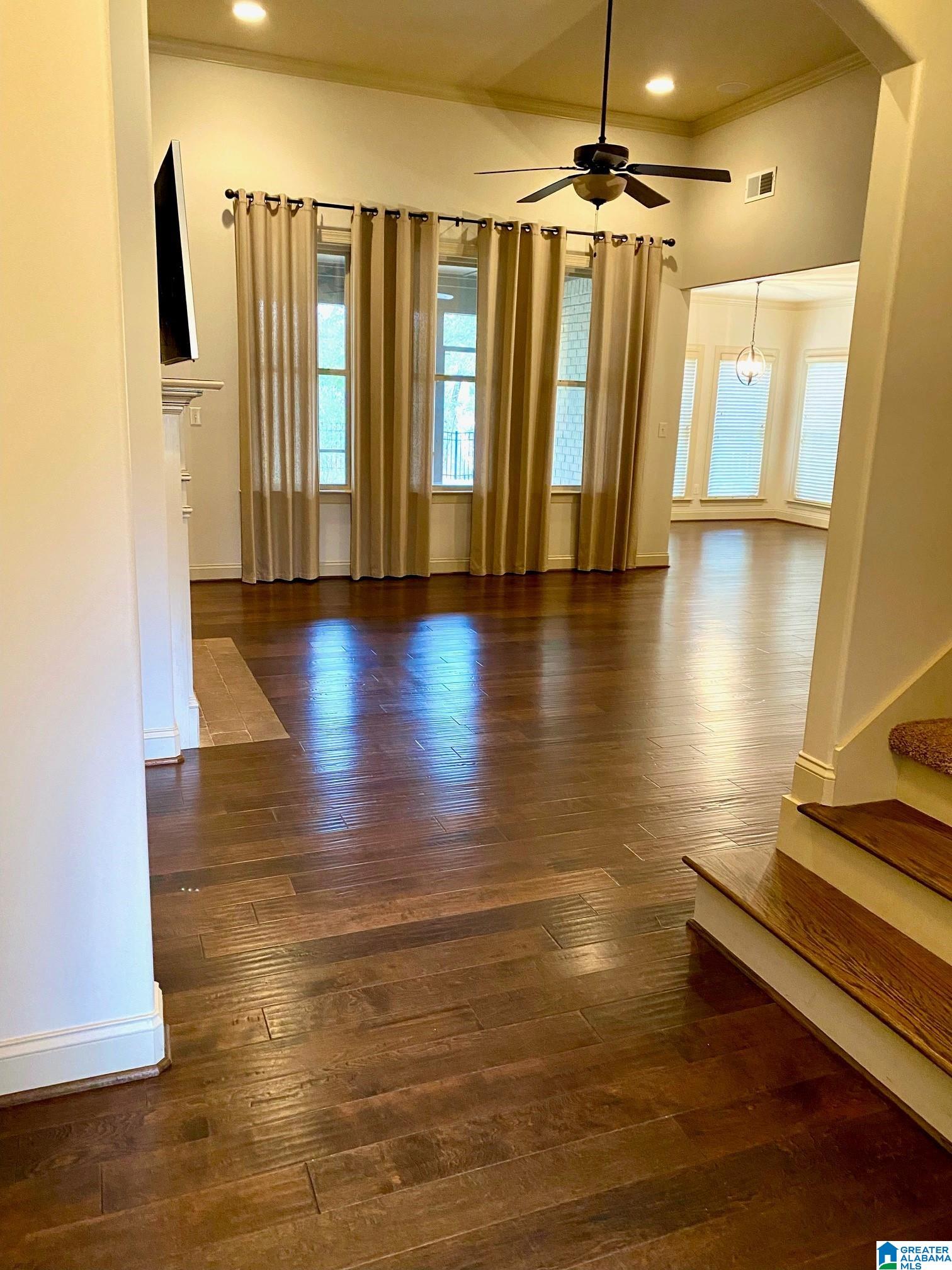 206 Dunrobin Cove Pelham, AL 35124 - Photo 2 of 21