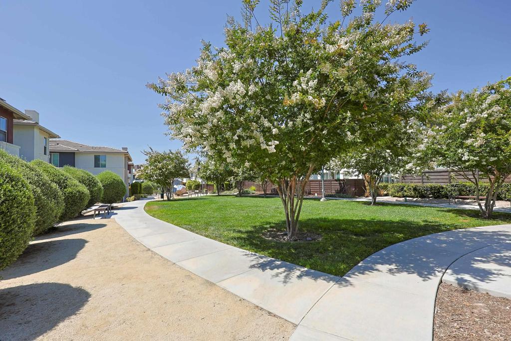2037 Tango Loop, Unit 2 Chula Vista, CA 91915 - Photo 44 of 60