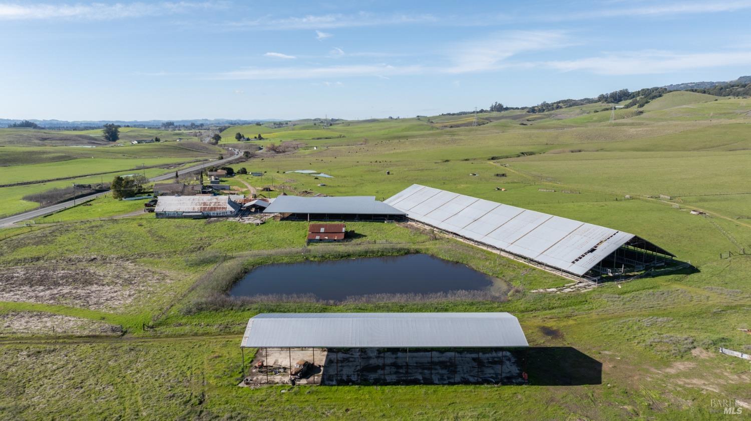 4695 Old Adobe Road Petaluma, CA 94954 - Photo 7 of 25 a view of a swimming pool with an ocean