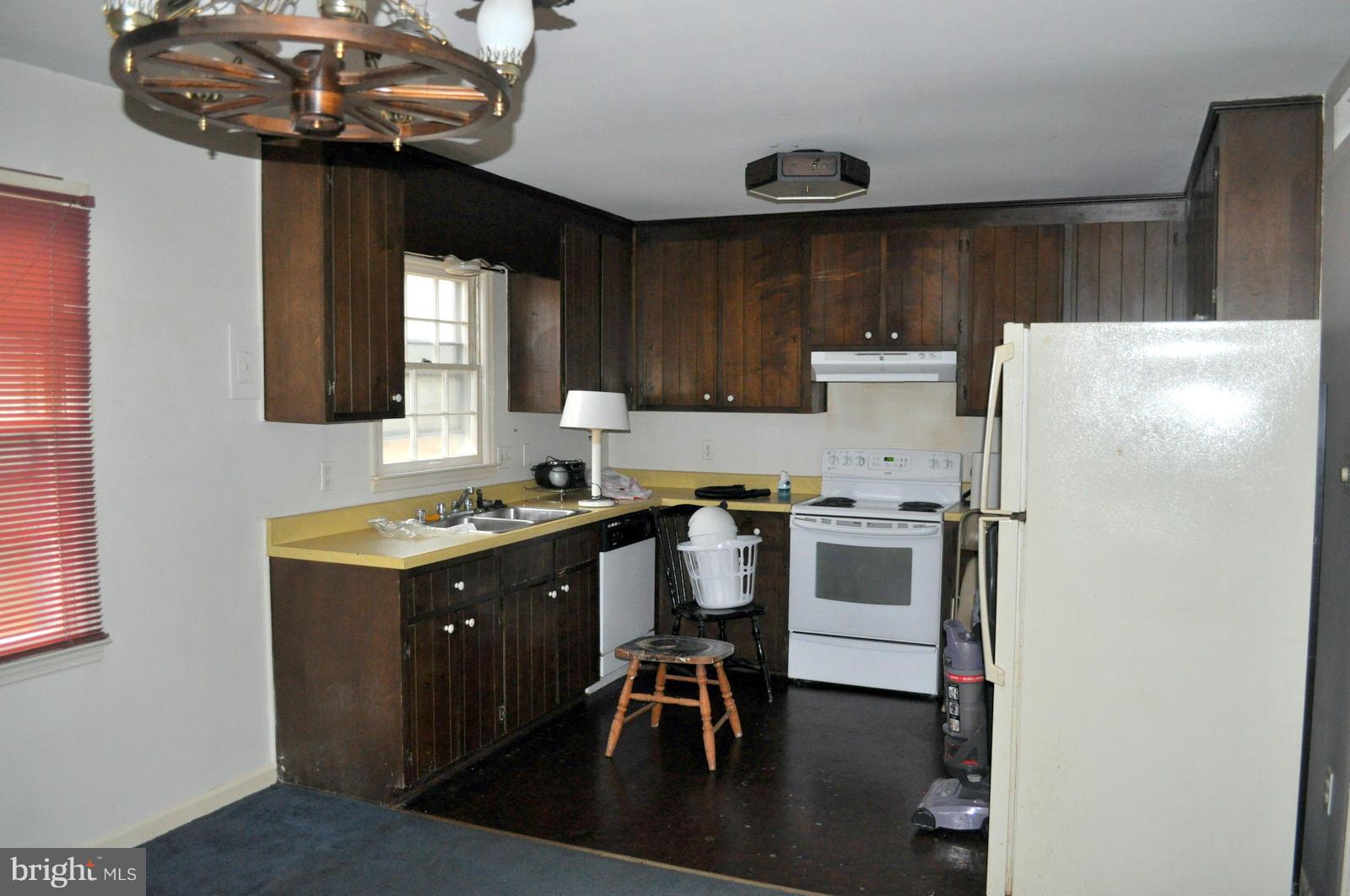 7502 Arden Road Cabin John, MD 20818 - Photo 9 of 30 Kitchen