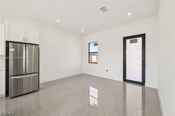 $2,250 | 4402 East 19th Street, Lehigh Acres, FL 33972