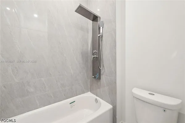 $2,250 | 4402 East 19th Street, Lehigh Acres, FL 33972