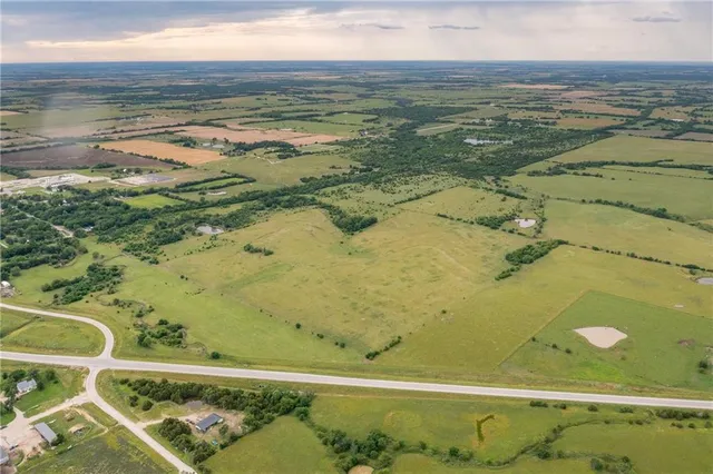 $1,071,000 | Highway 169 Highway, Welda, KS 66091