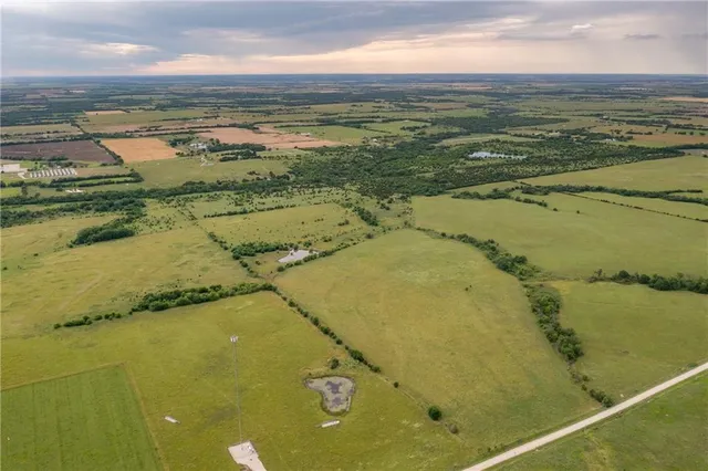 $1,071,000 | Highway 169 Highway, Welda, KS 66091