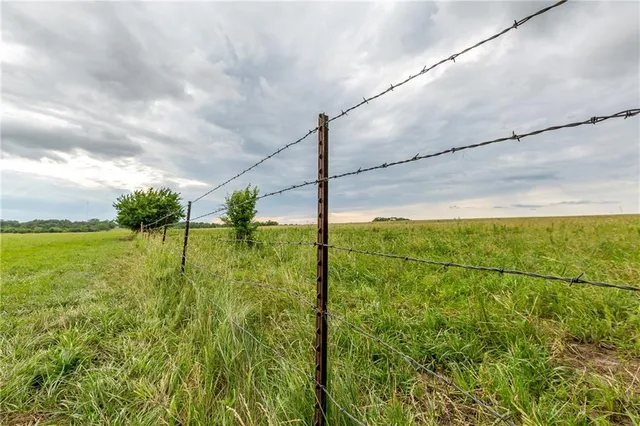 $1,071,000 | Highway 169 Highway, Welda, KS 66091