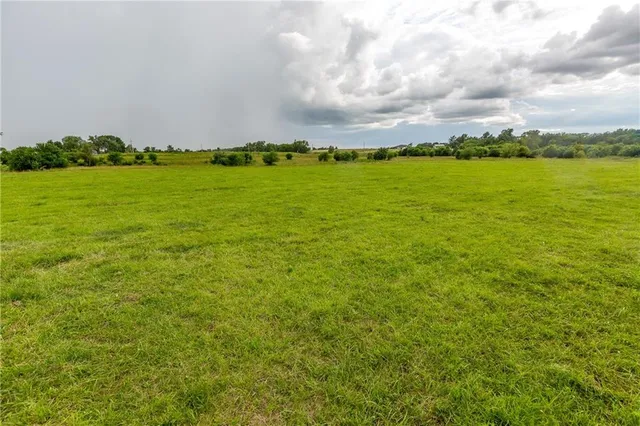 $1,071,000 | Highway 169 Highway, Welda, KS 66091