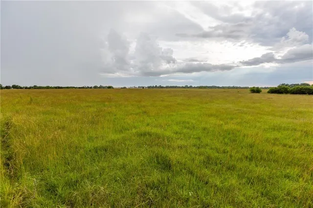 $1,071,000 | Highway 169 Highway, Welda, KS 66091