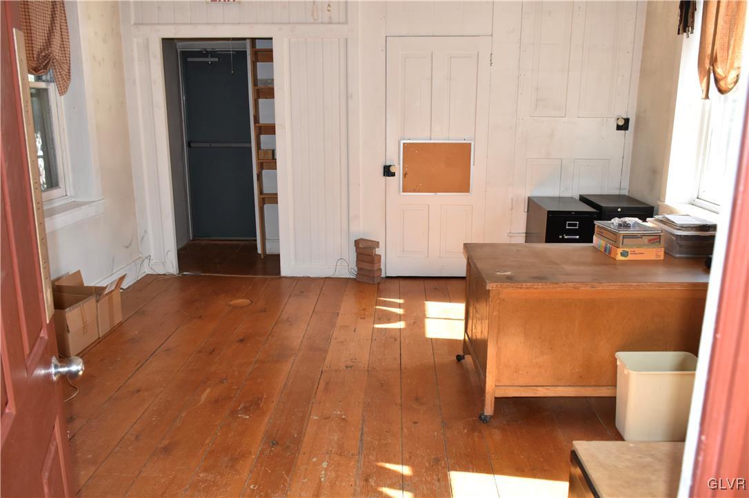 5412 Shimerville Road Emmaus, PA 18049 - Photo 22 of 48 Gallery Image 22