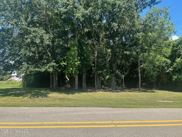 $120,000 | 1 Seymour Avenue, Diberville, MS 39540