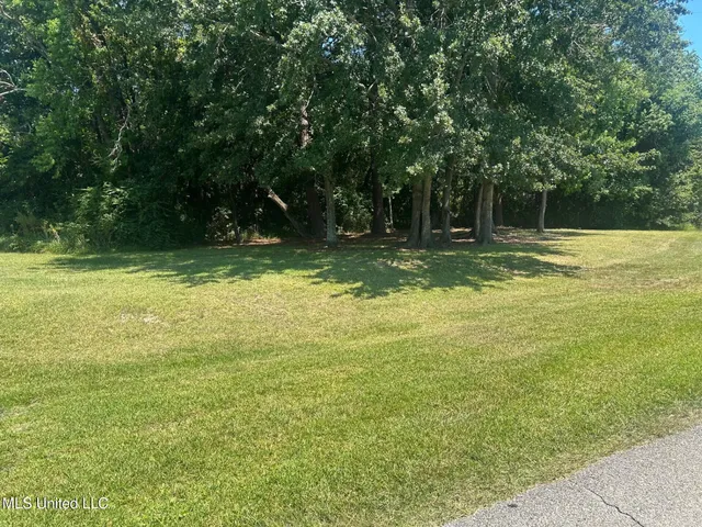 $120,000 | 1 Seymour Avenue, Diberville, MS 39540