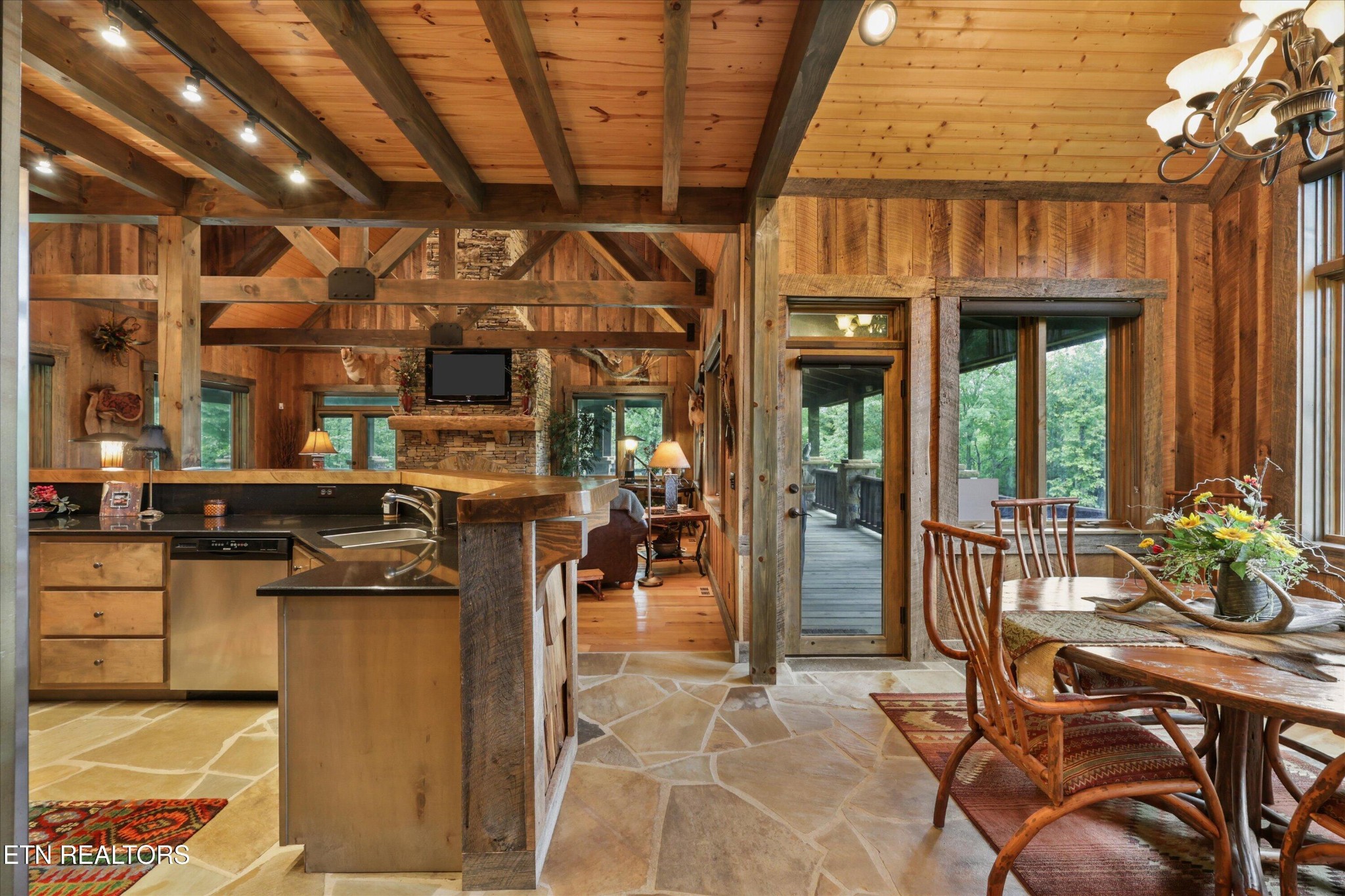993 Red Rock Road Oneida, TN 37841 - Photo 20 of 58 Gallery Image 20
