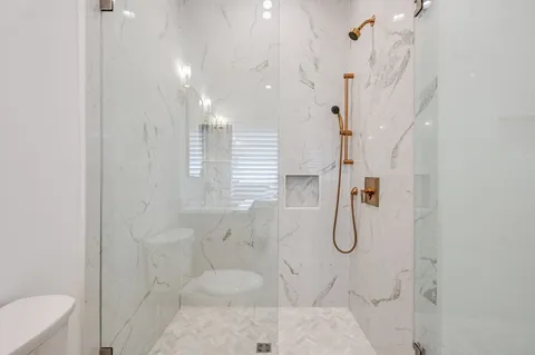 $999,000 | 776 East 6th Street, Unit 1, Boston, MA 02127