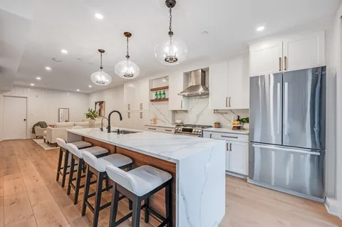 $999,000 | 776 East 6th Street, Unit 1, Boston, MA 02127